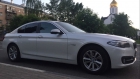 Аренда авто бизнес класса BMW 5 в белом цвете